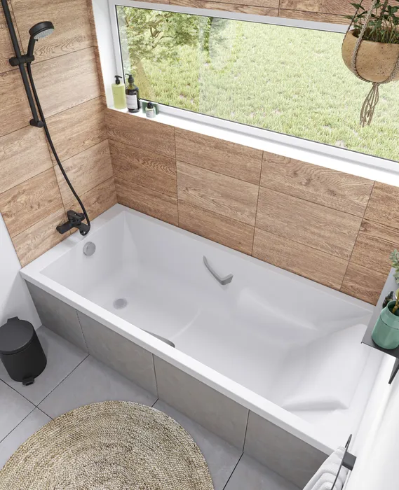  Rectangular bathtub with shower area