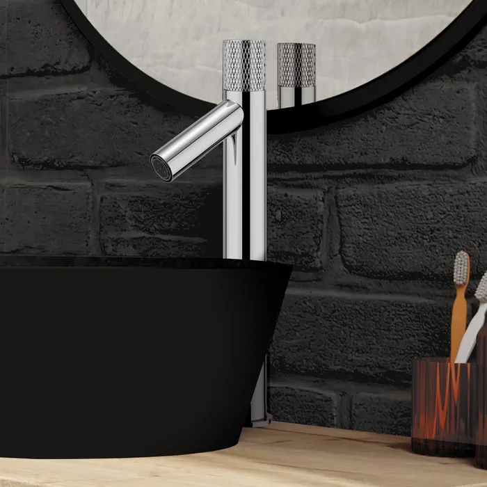  Lavabo mengkraan op sokkel