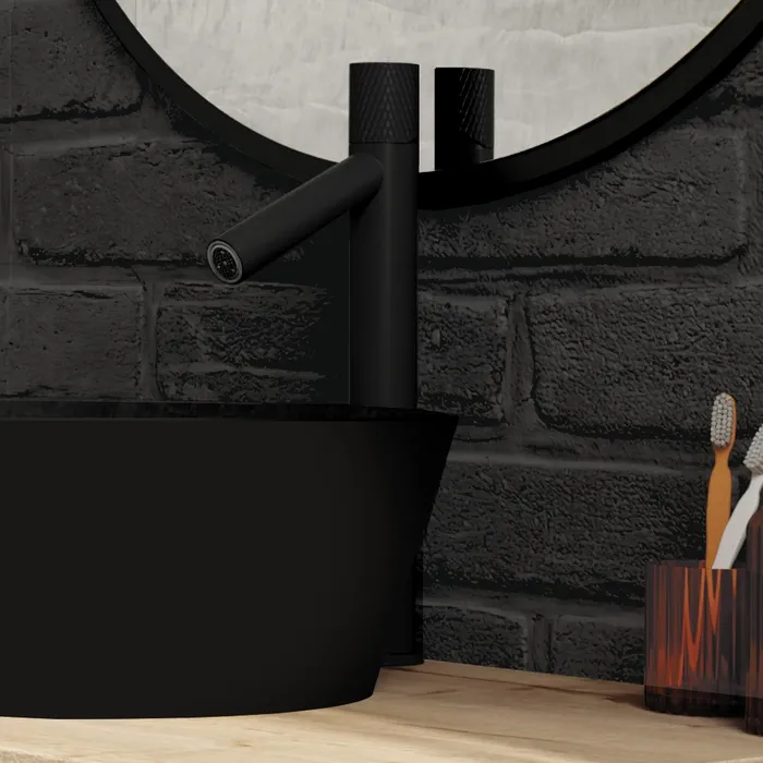  Lavabo mengkraan op sokkel